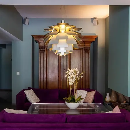 Saint-georges -located In The Centre Of Bruges- B&B 5*