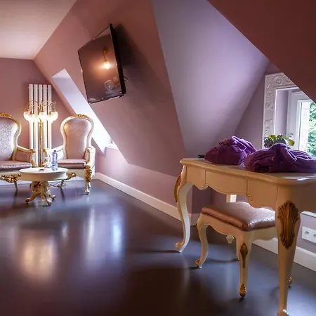 Saint-georges -located In The Centre Of Bruges-